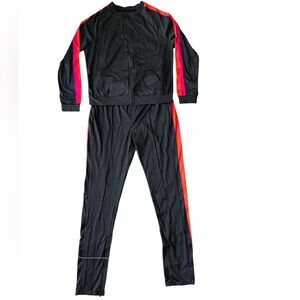 New Tracksuit. Tagged XL Fits sz Large